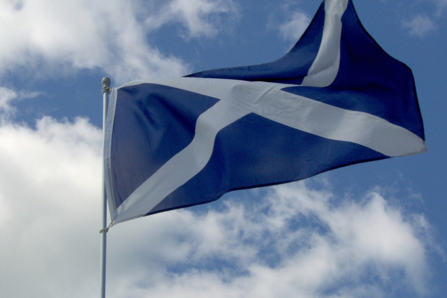 BID FOR SECOND SCOTS INDEPENDENCE VOTE 